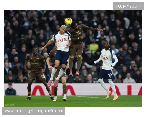 维拉狂射18脚难破门，埃弗顿门将多次神扑